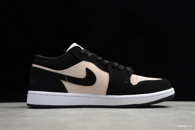 DC0774-003  Low Jordan (W) Black Ice Guava 1 0404